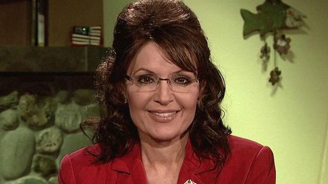 Palin Reacts to Close Iowa Caucuses
