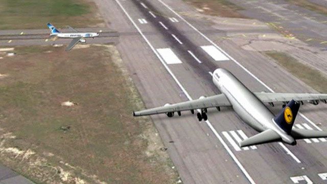 Airliners Nearly Collide During Takeoff at JFK Airport