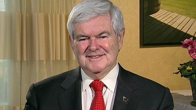 Gingrich Takes Aim at Rivals