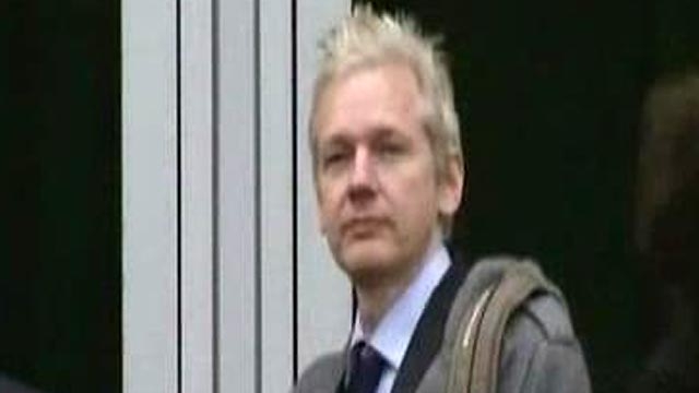 Extradition Hearing for WikiLeaks Founder
