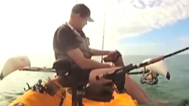 Kayaker rescues dog in Gulf of Mexico