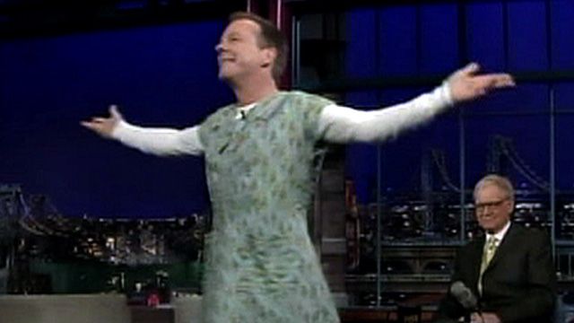 Kiefer Sutherland Wears a Dress