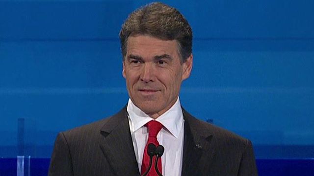 Perry calls for Romney tax records