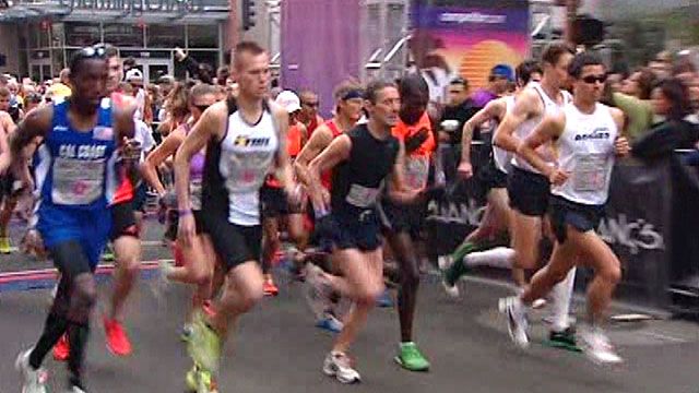 Rock N' Roll Marathon draws thousands of runners