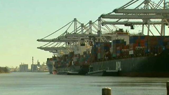 U.S. Ports Compete for Giant Cargo Ships