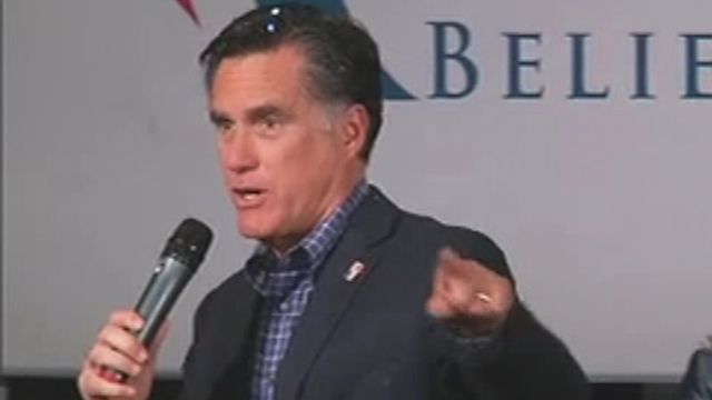 Romney starts speech after being glitter bombed