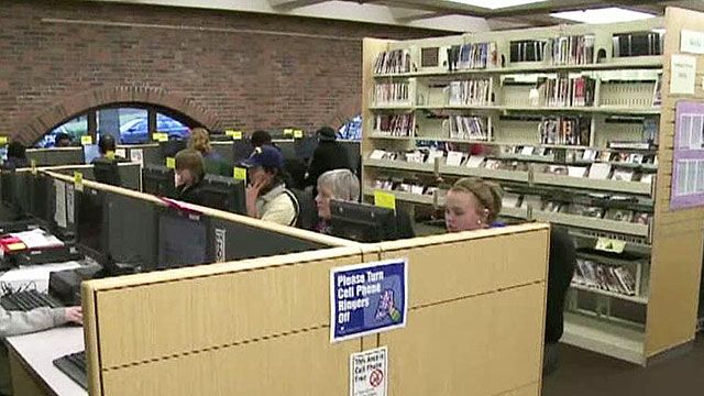 Debate over porn in public libraries | Fox News Video