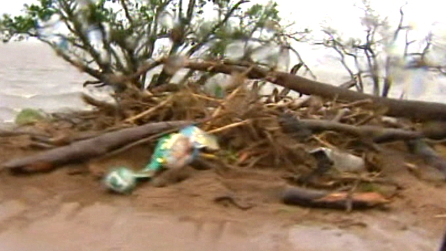 Aussies Picking Up Pieces After Major Cyclone