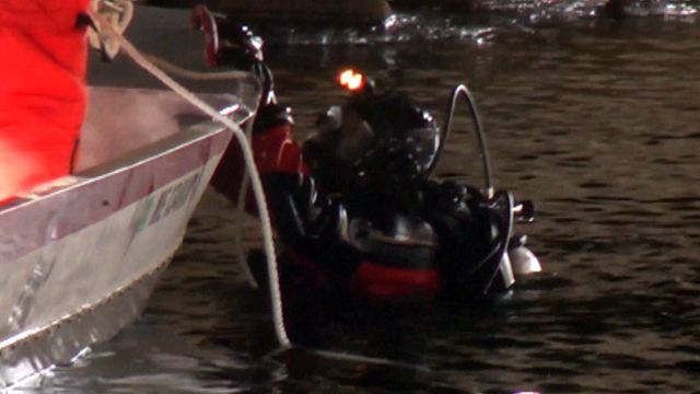 Divers search Kennebec River for missing toddler