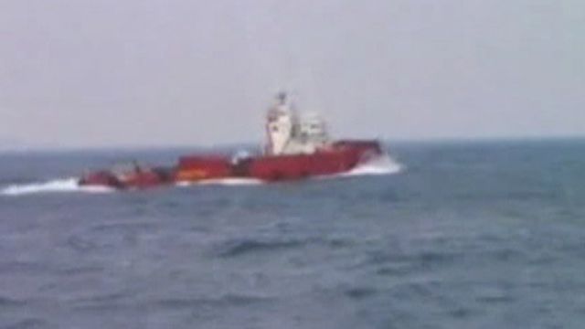 Around the World: Cargo Ship Sinks Off South Korea