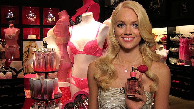 Victoria's Secret Angel's 3 Sexy V-Day Gifts