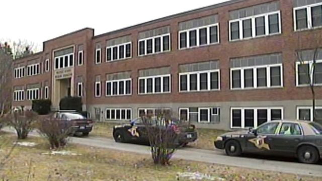 New Hampshire student shoots himself in front of classmates