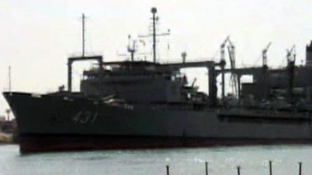 Iranian warships dock in Syria