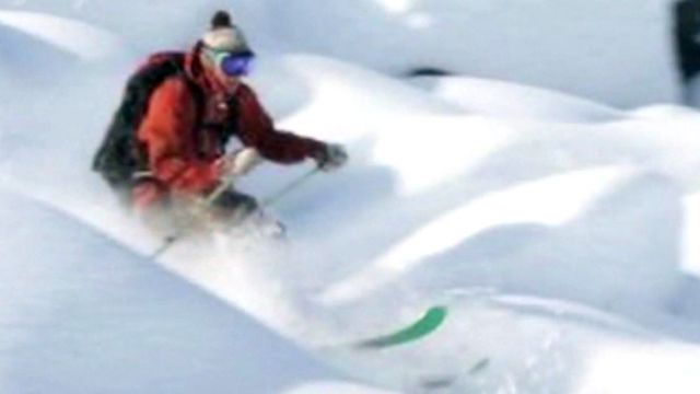 Small community grieves after 3 skiers die in avalanche