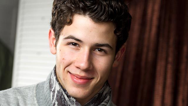 Hollywood Nation: Nick Jonas banned from meeting fans