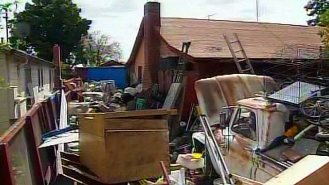 Hoarder's home set for cleaning in California