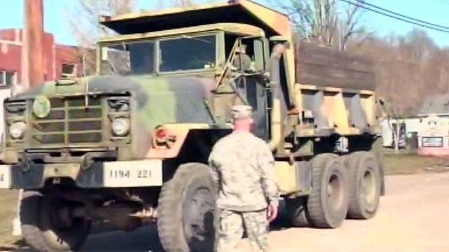 Tornado victims get help from National Guard