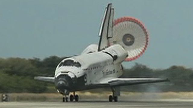 Video: Shuttle Discovery Lands Safely