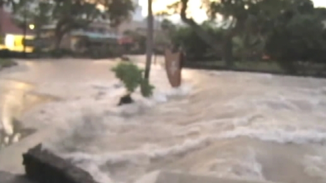Amateur Video: Tsunami Washes Ashore in Hawaii