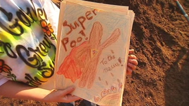 Students Turn Manure into 'Super Poo'