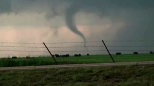 Tornadoes rip through Oklahoma