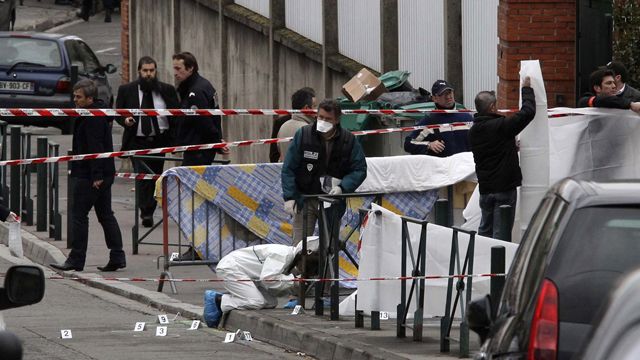 Mayhem after gunman targets Jewish school in France