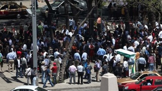 7.6-magnitude earthquake rocks Mexico