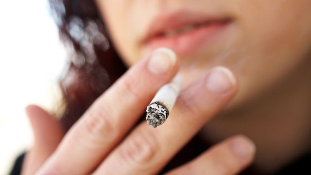 City looks to ban smoking in apartments
