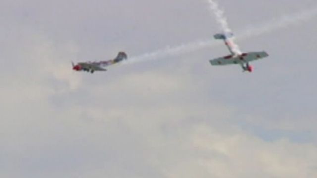 Accident At Air Show Leaves Pilot Dead 