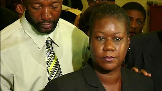 Trayvon Martin's parents speak at Capitol Hill briefing