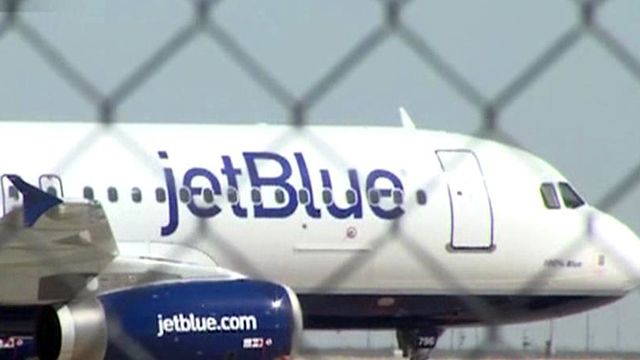 Passenger describes subduing JetBlue pilot