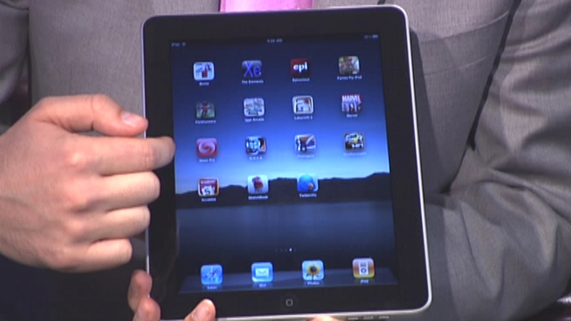 First Look at the iPad 