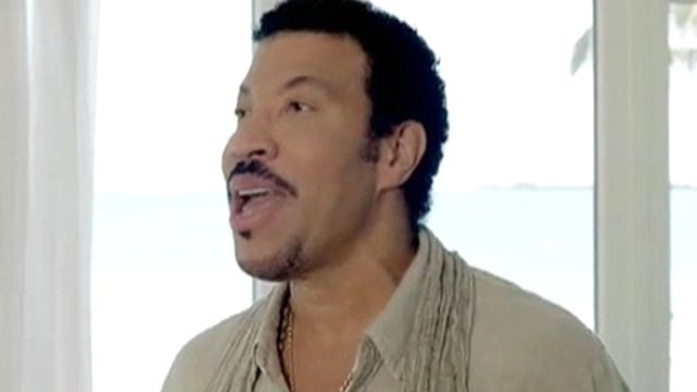 Lionel Richie goes Country