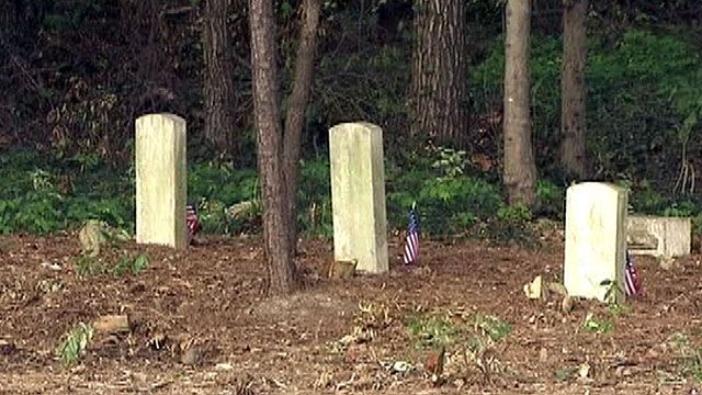 Gravestones containing WWI, WWII soldiers located in Georgia