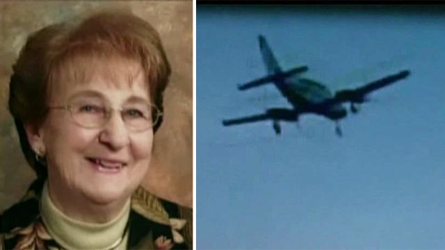 Pilots talk woman through landing when husband dies
