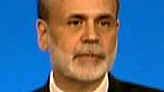 Bernanke Issues Debt Warning