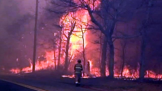 Firefighters continue battle brush fires in New York