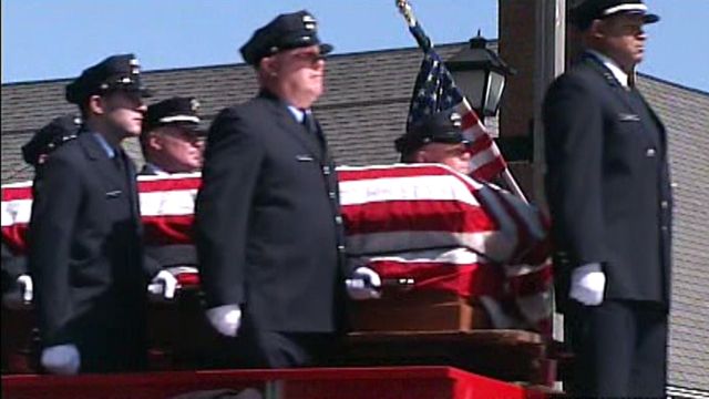 Hundreds gather to remember fallen firefighters