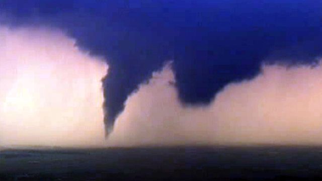 National weather service predicts more tornados in mid west