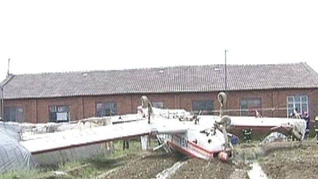 Around the World: Small plane crashes at farm in China
