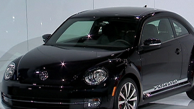 Volkswagen Debuts New Beetle