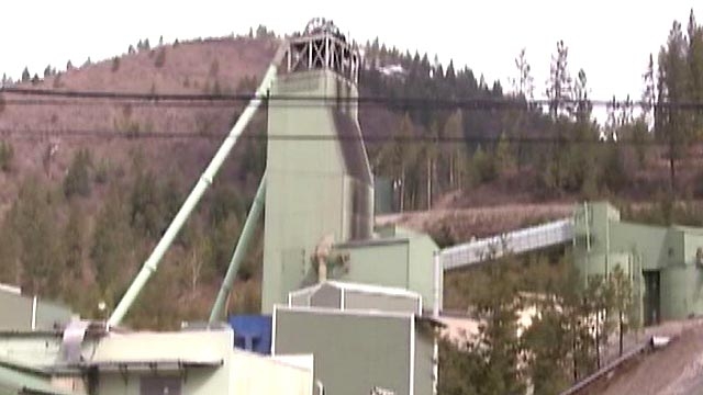 Rescue Crews Closing In on Trapped Miner