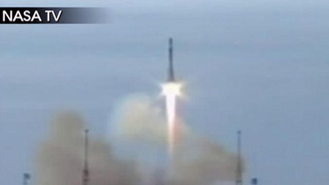 Russian Rocket Blasts Off to ISS
