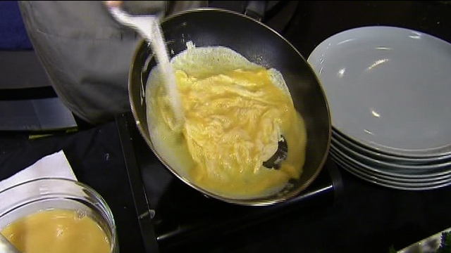 World's Fastest Omelet Maker