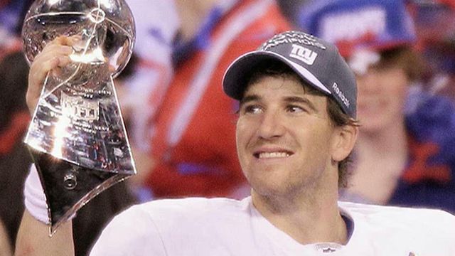 Eli Manning honored at Ole Miss