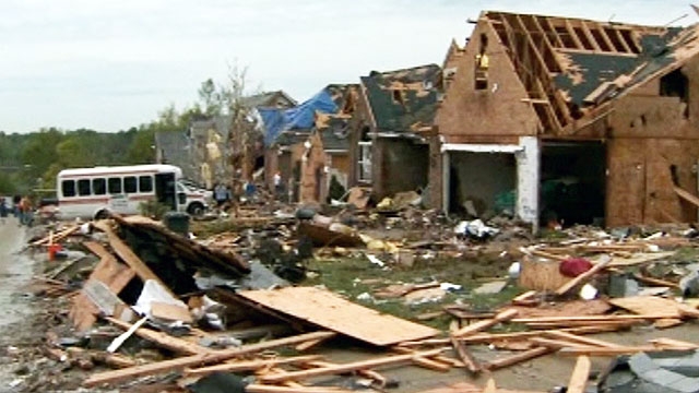 St. Louis Tornado Survivor's Give Thanks