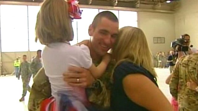 Hero's welcome for returning troops