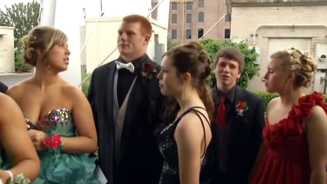 Indiana teens attend prom after devastating tornado