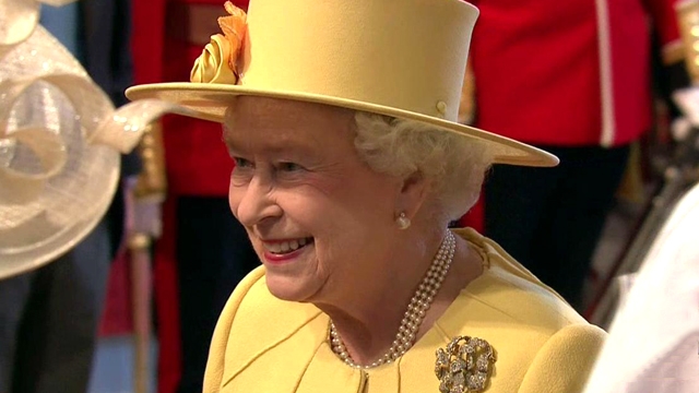 Trumpets Sound as Queen Elizabeth, Prince Philip Arrive at Westminster