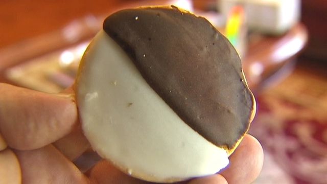 15-year-old starts cookie business